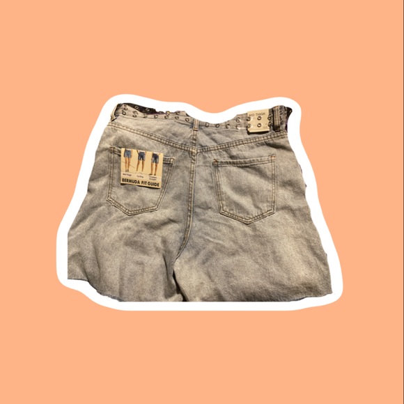 NWT Mid thigh denim shorts - Picture 2 of 2